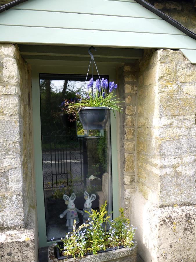 Cosy Stone Cottage, The Bungalow Perrotts Brook Cirencester Dış mekan fotoğraf
